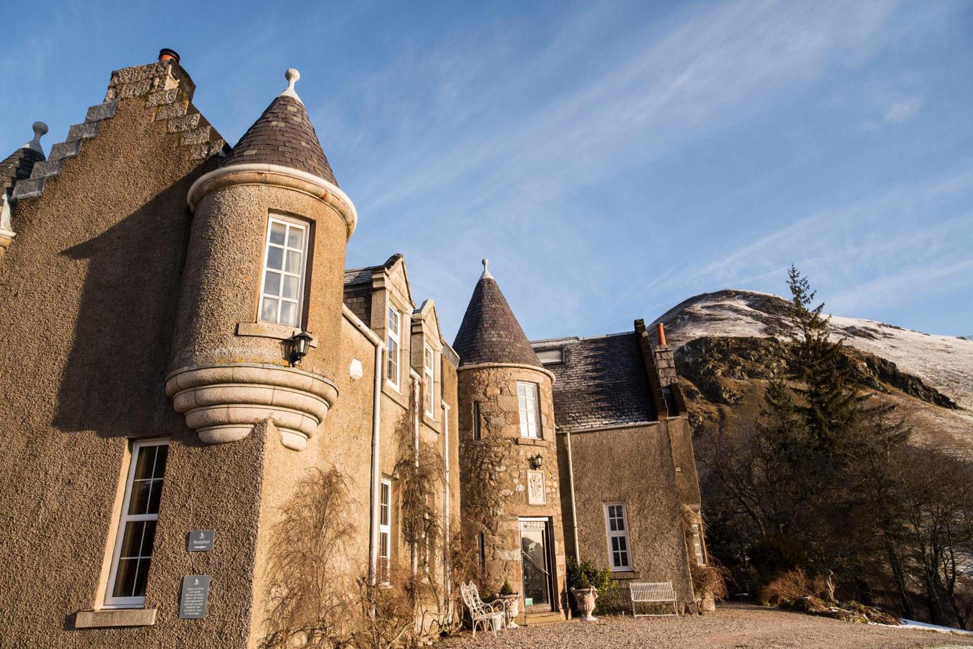Dalmunzie Castle Hotel Glenshee Dış mekan fotoğraf