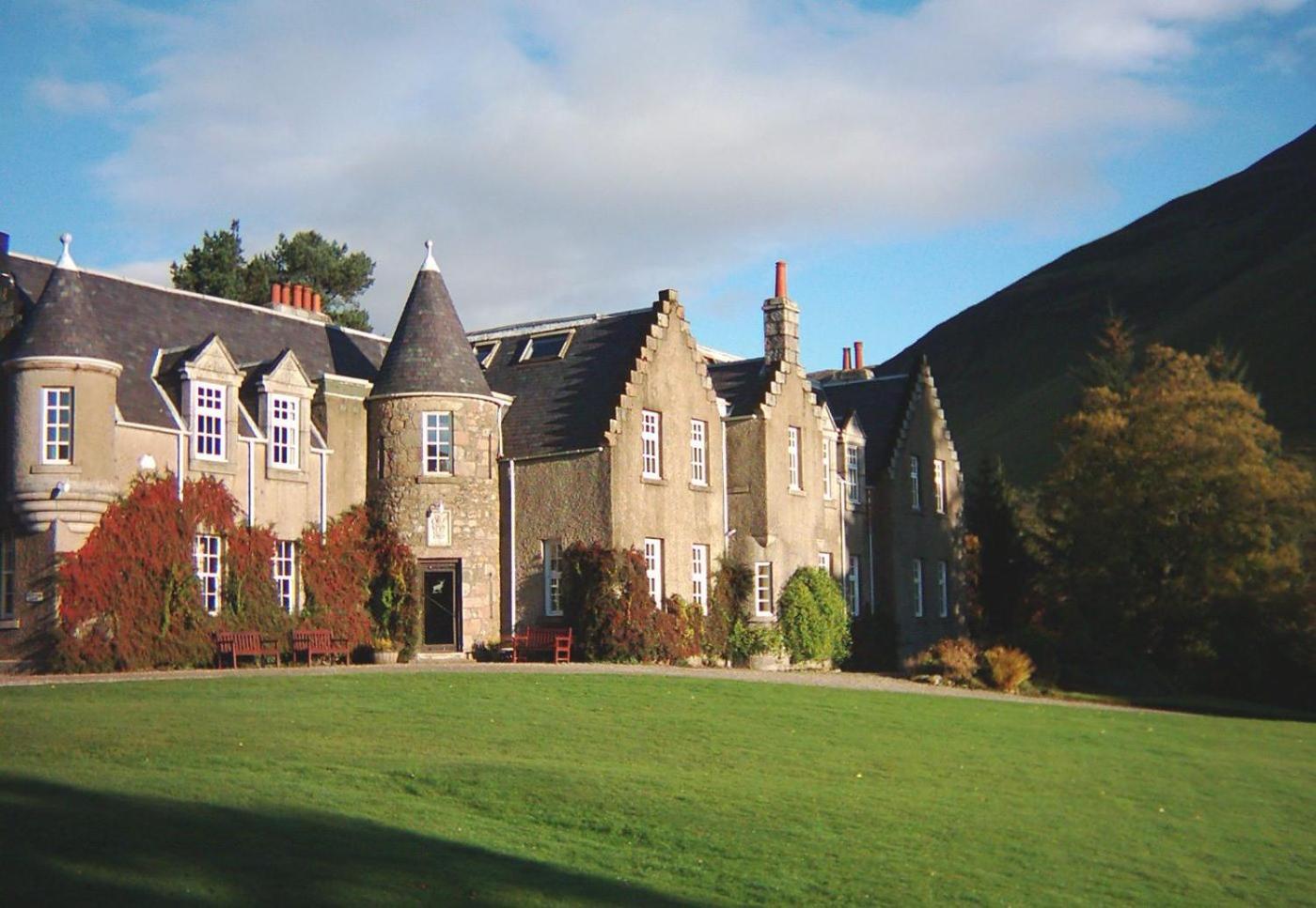 Dalmunzie Castle Hotel Glenshee Dış mekan fotoğraf